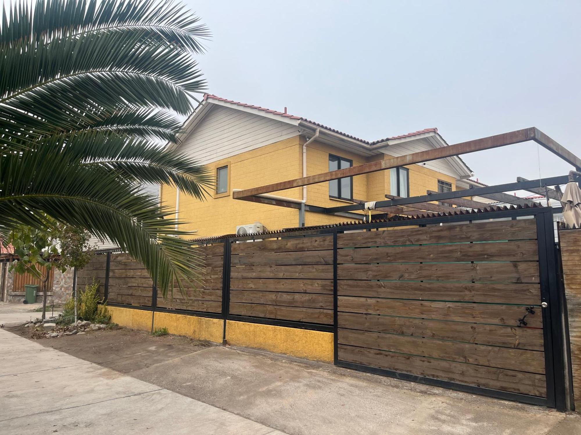 Hostel Tu Espacio Re - Casa II Cerca Del Aeropuerto 圣地亚哥 外观 照片