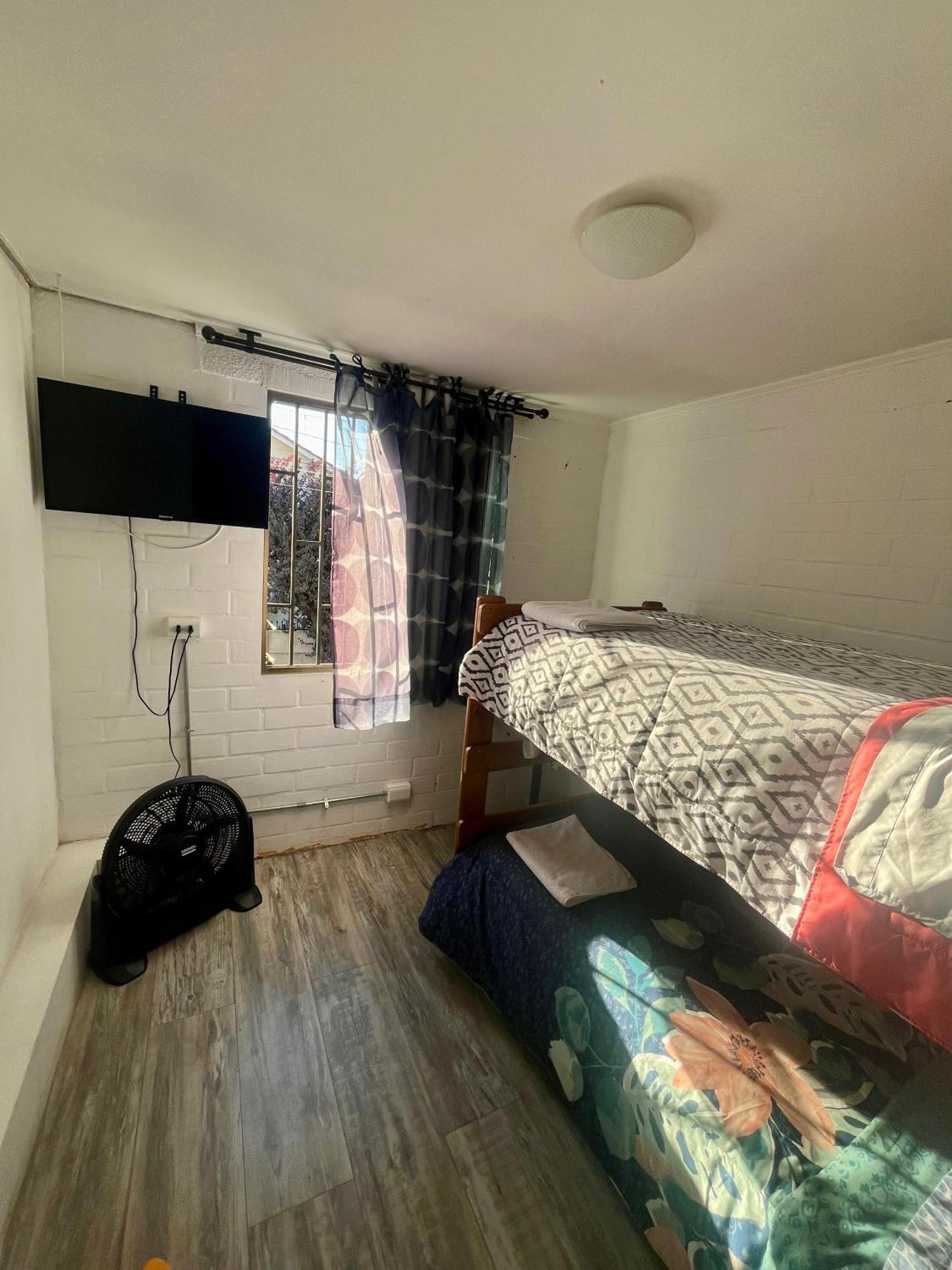 Hostel Tu Espacio Re - Casa II Cerca Del Aeropuerto 圣地亚哥 外观 照片